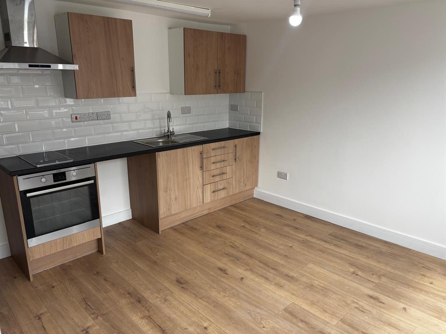 1 bed  to rent  - Property Image 2