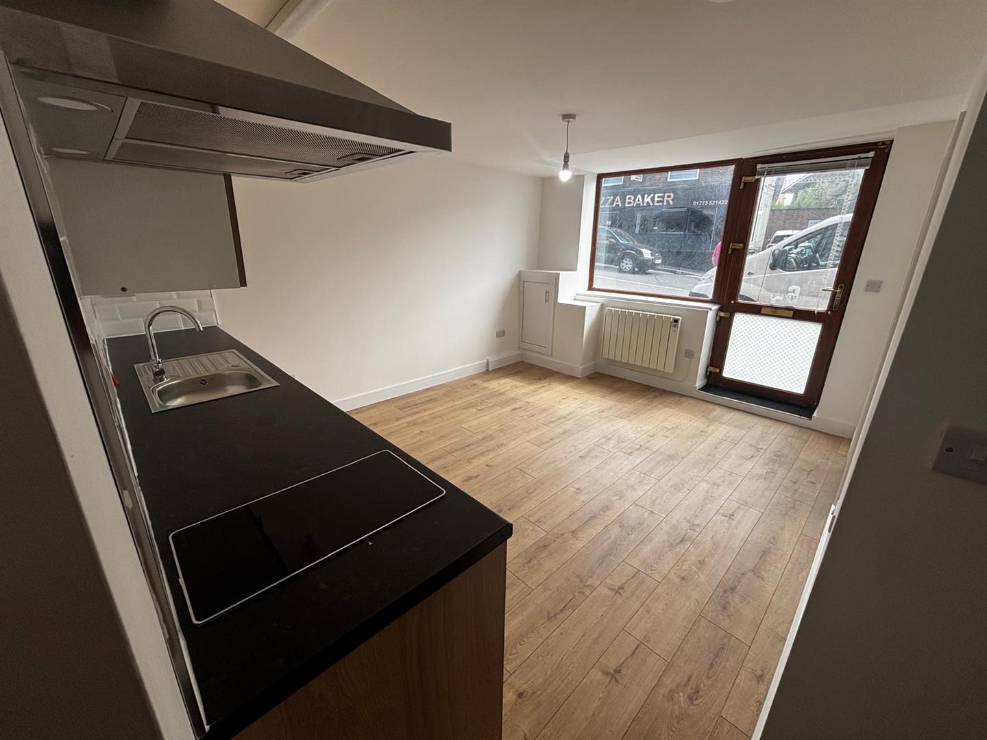 1 bed  to rent  - Property Image 4
