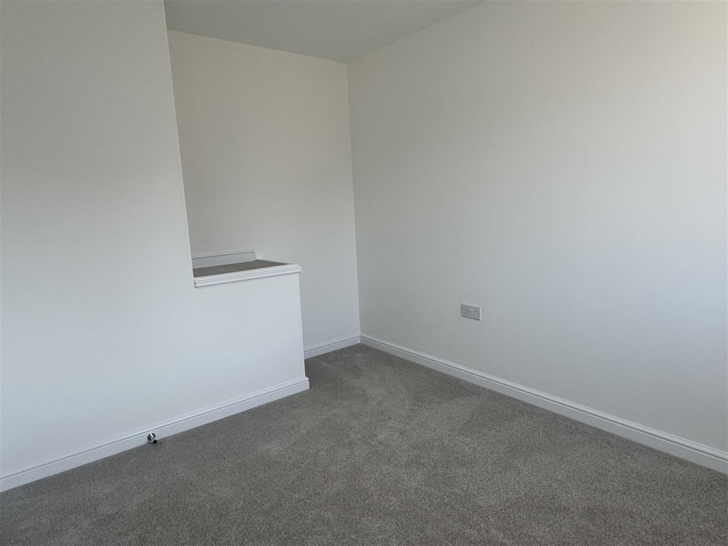 3 bed  to rent  - Property Image 8