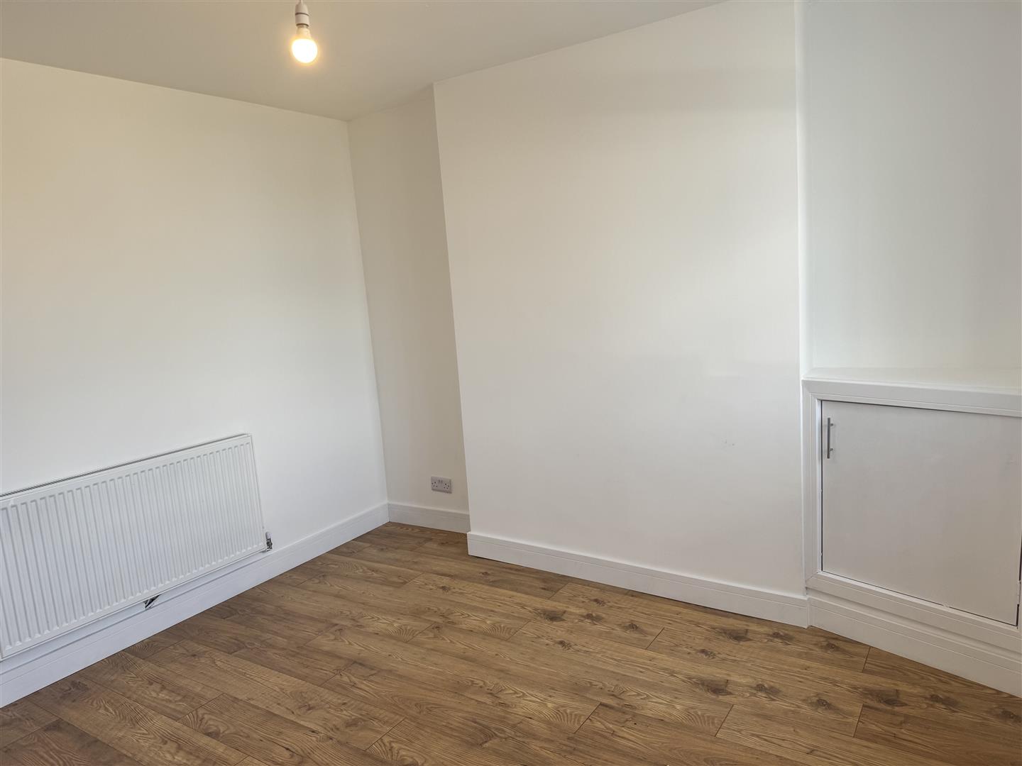 3 bed  to rent  - Property Image 3
