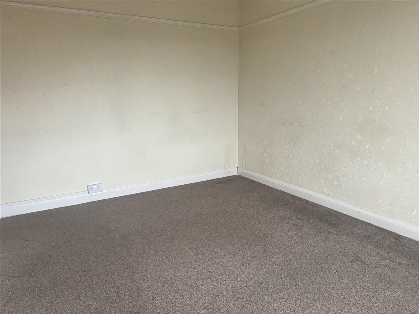 1 bed flat to rent 6