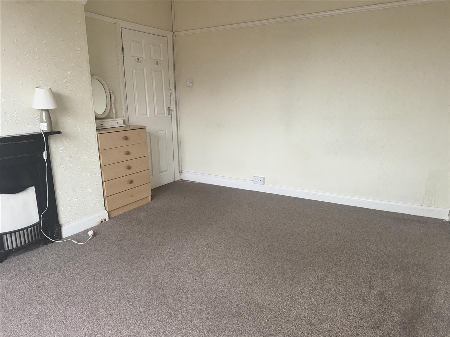 1 bed flat to rent 9