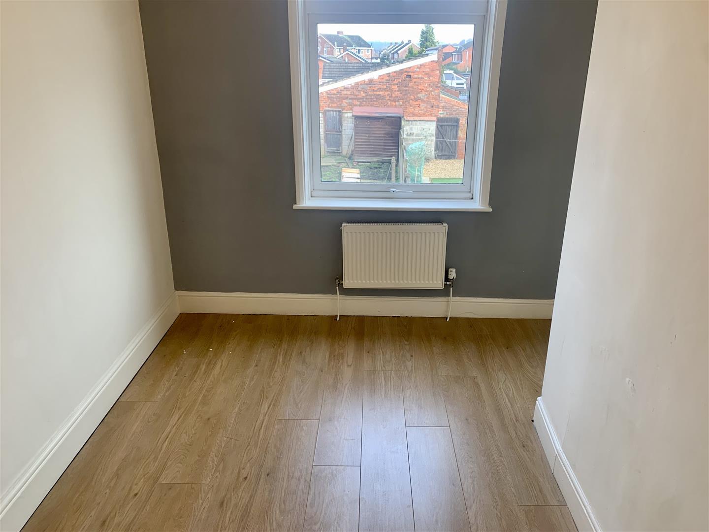 4 bed to rent in Ilkeston 11
