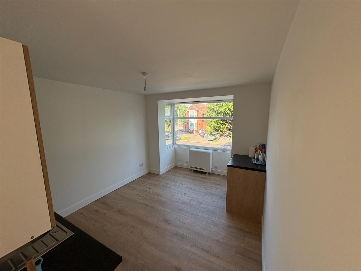 1 bed  to rent  - Property Image 2