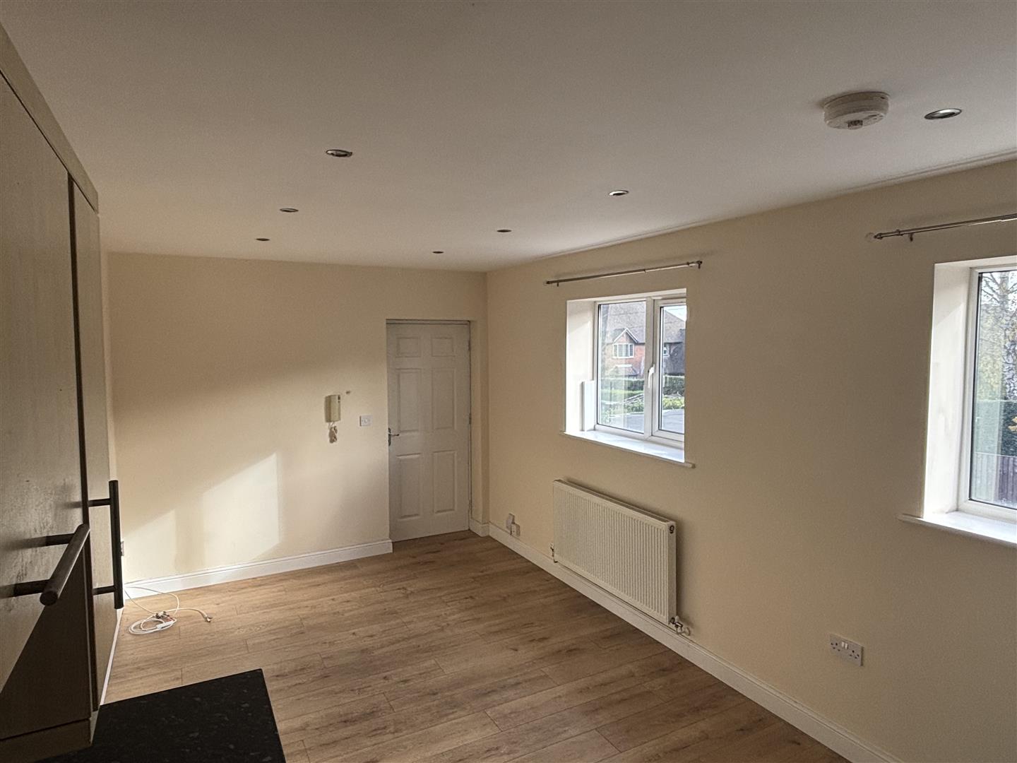 2 bed flat to rent in Ilkeston 2