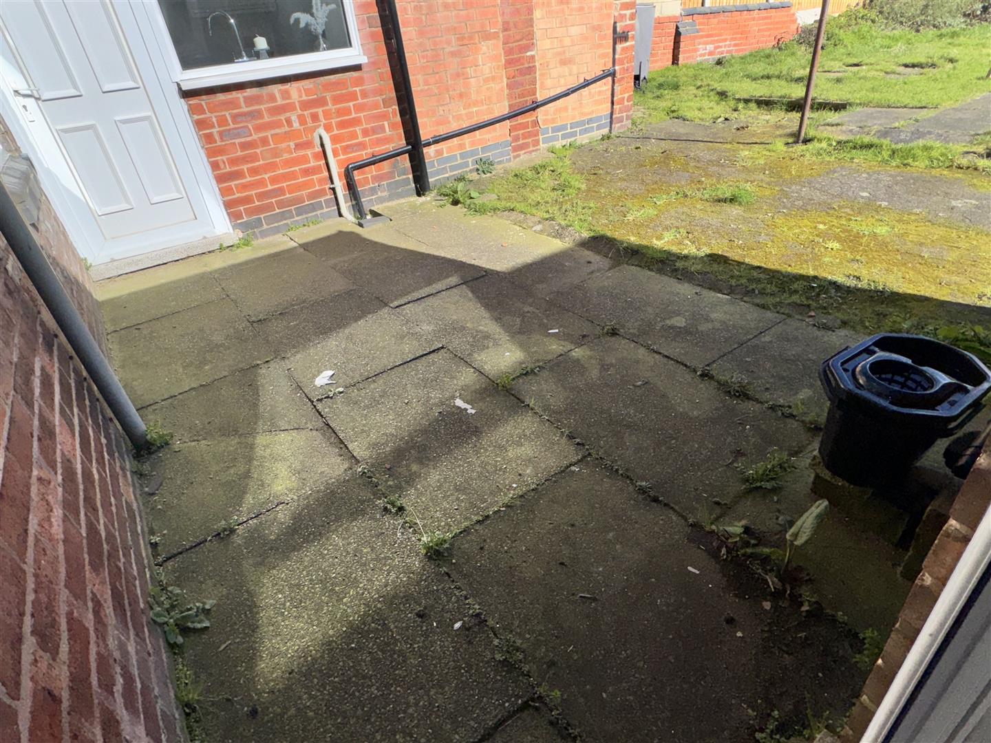 2 bed  to rent  - Property Image 12