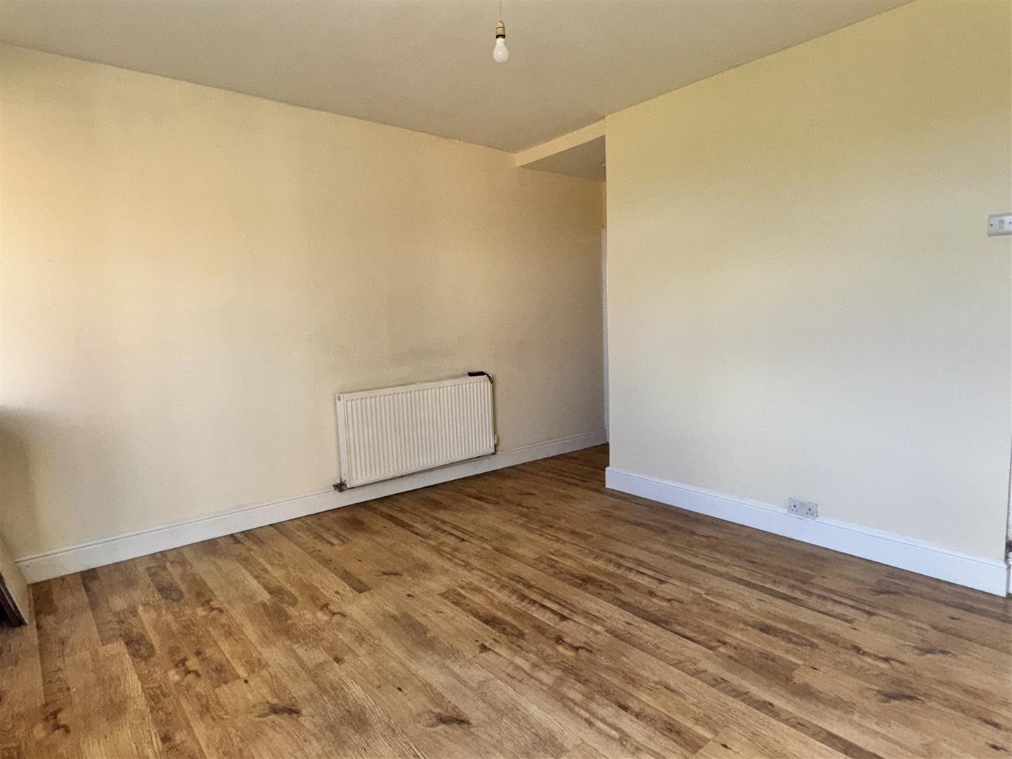 2 bed  to rent  - Property Image 4