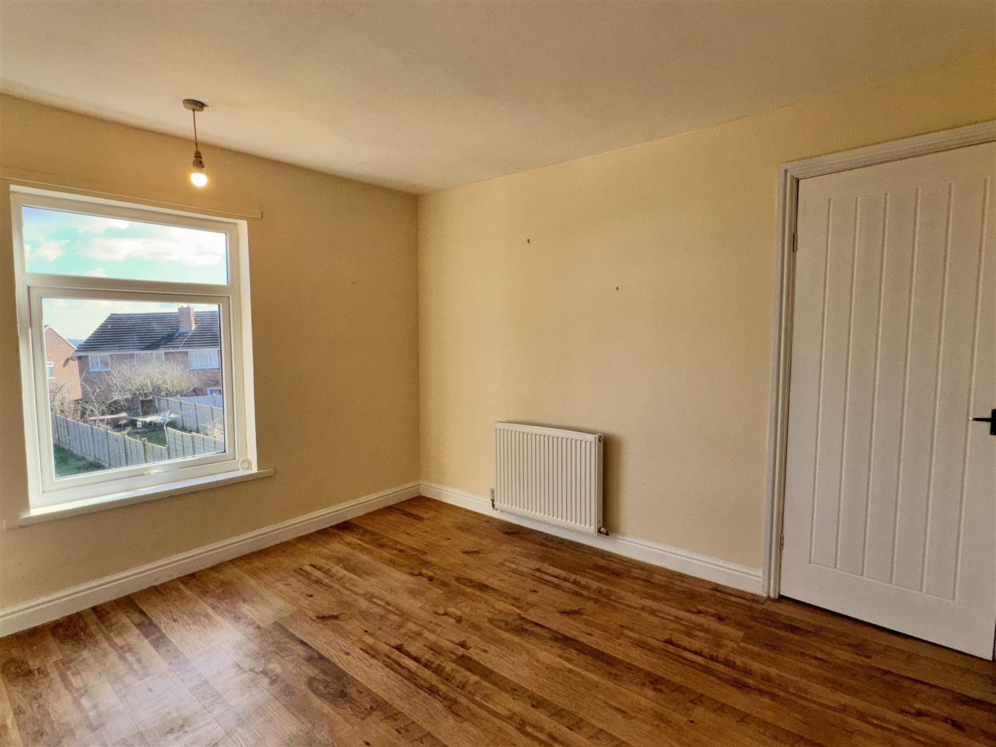 2 bed  to rent  - Property Image 8