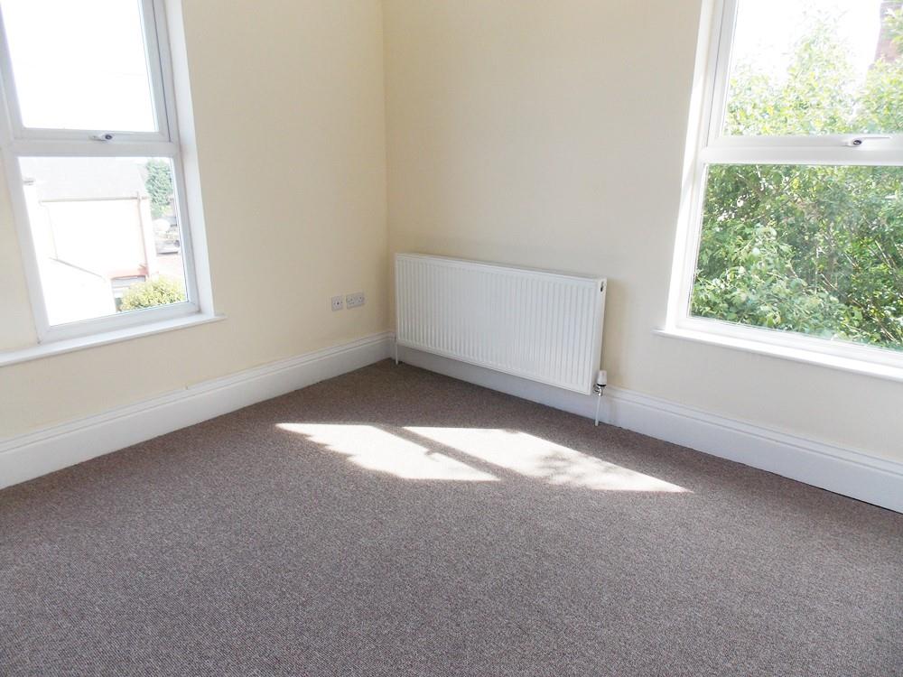 1 bed flat to rent 6