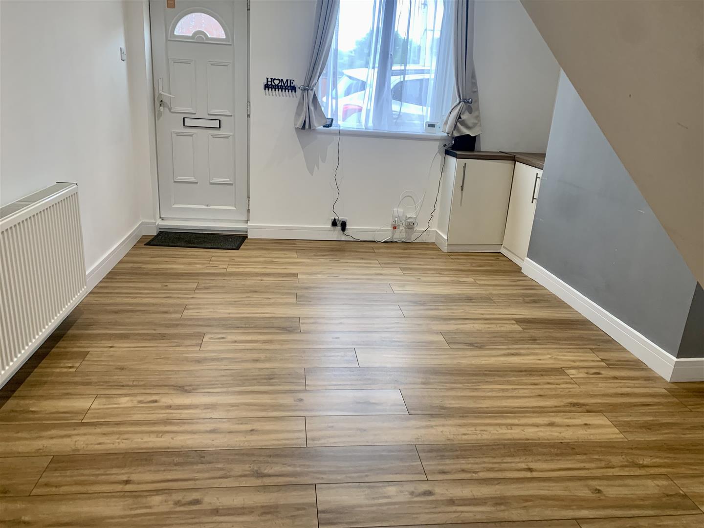 3 bed  to rent in Ilkeston 5