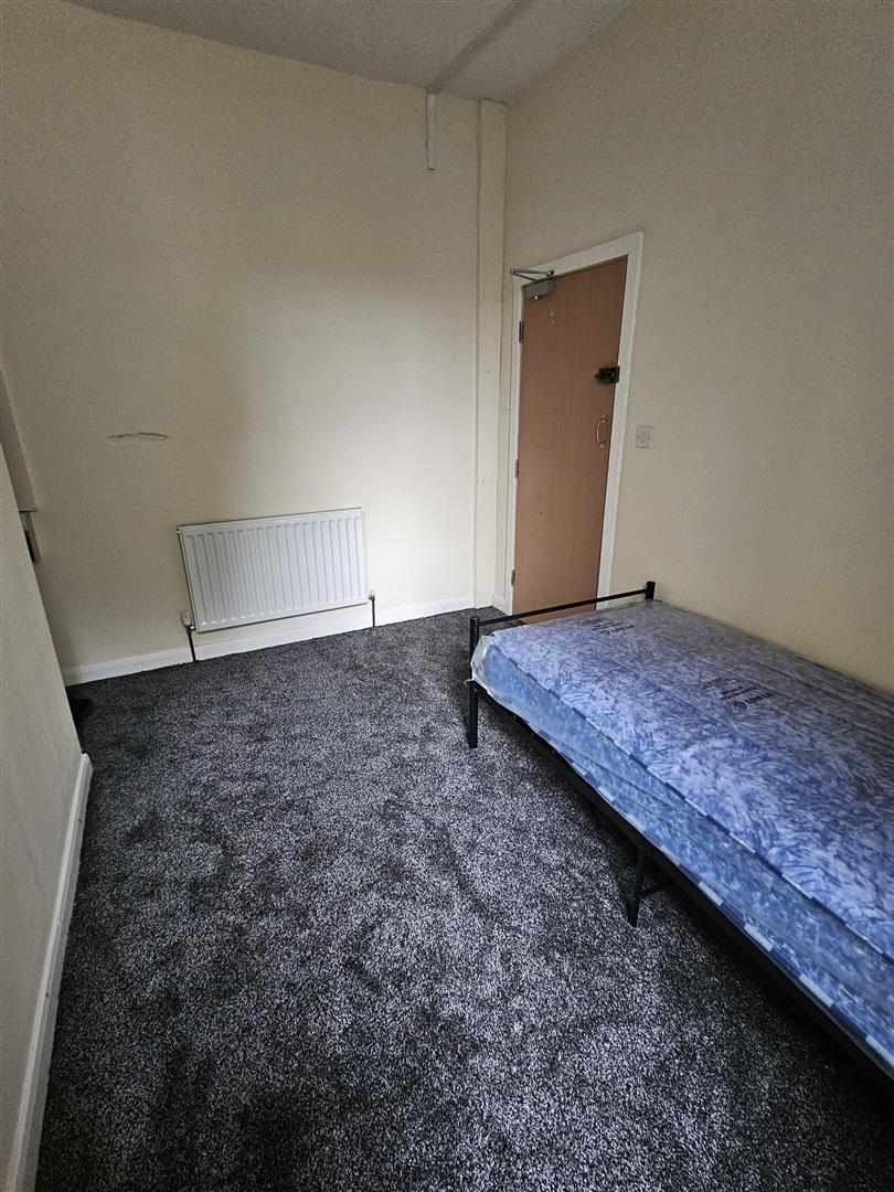 1 bed  to rent  - Property Image 2