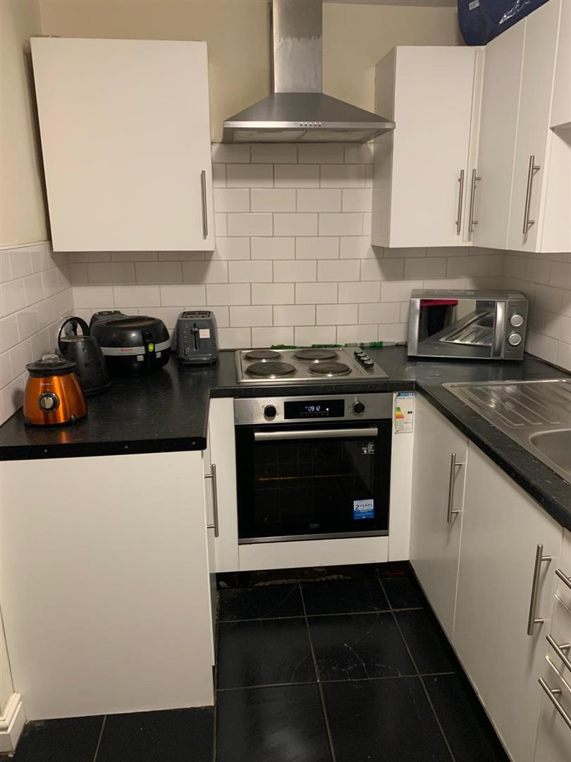 to rent - Property Image 2