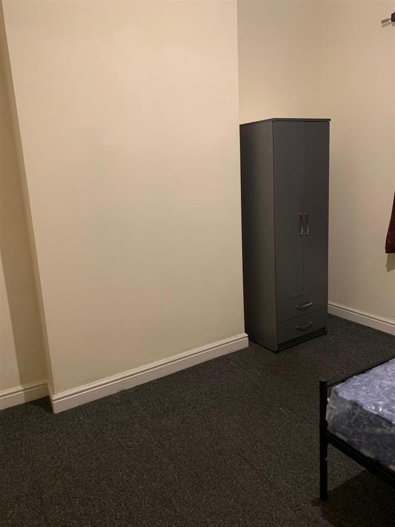 to rent - Property Image 7