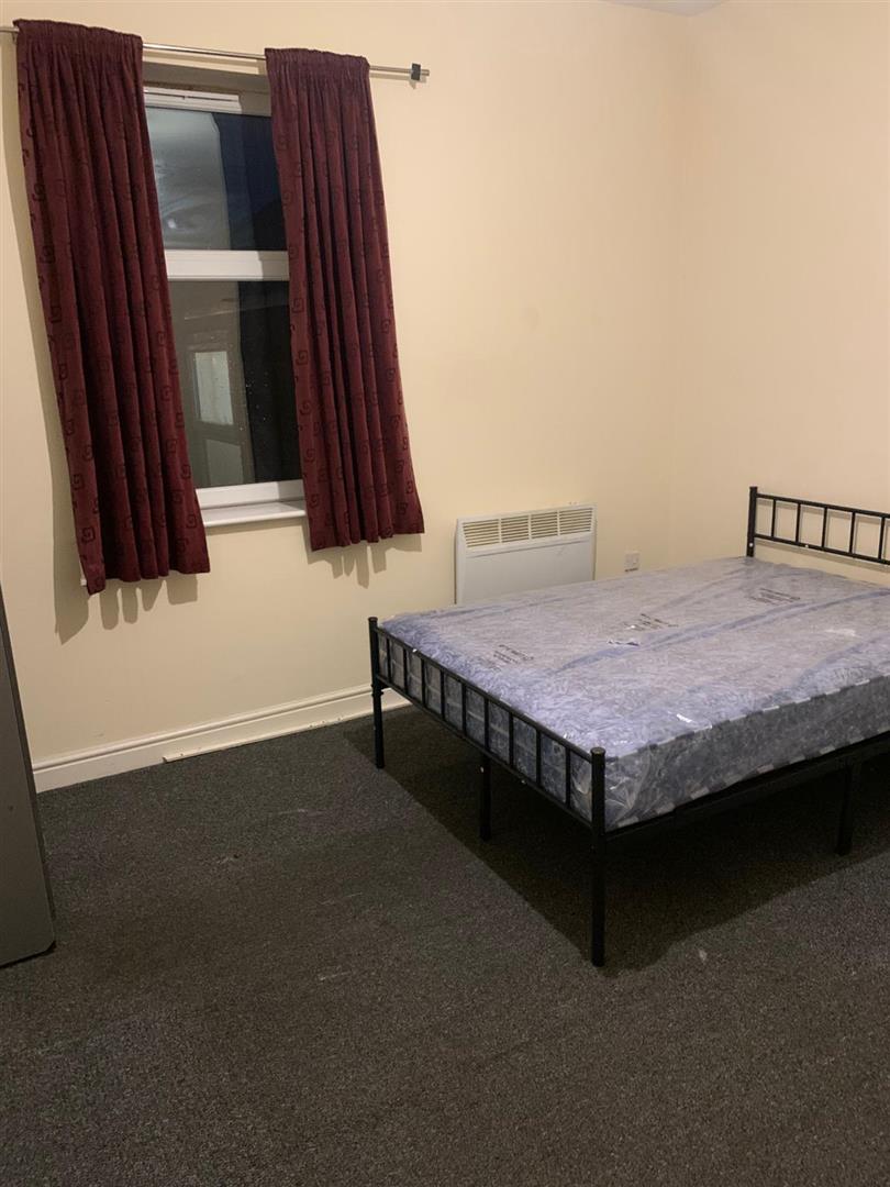 to rent - Property Image 8