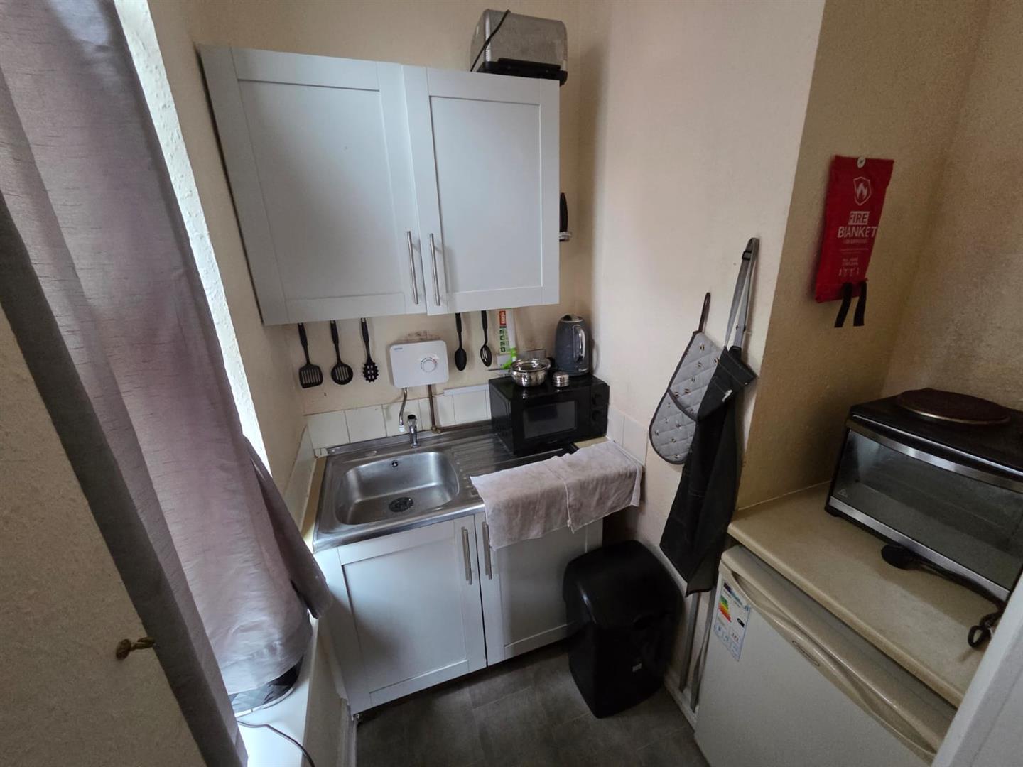 1 bed flat to rent 3