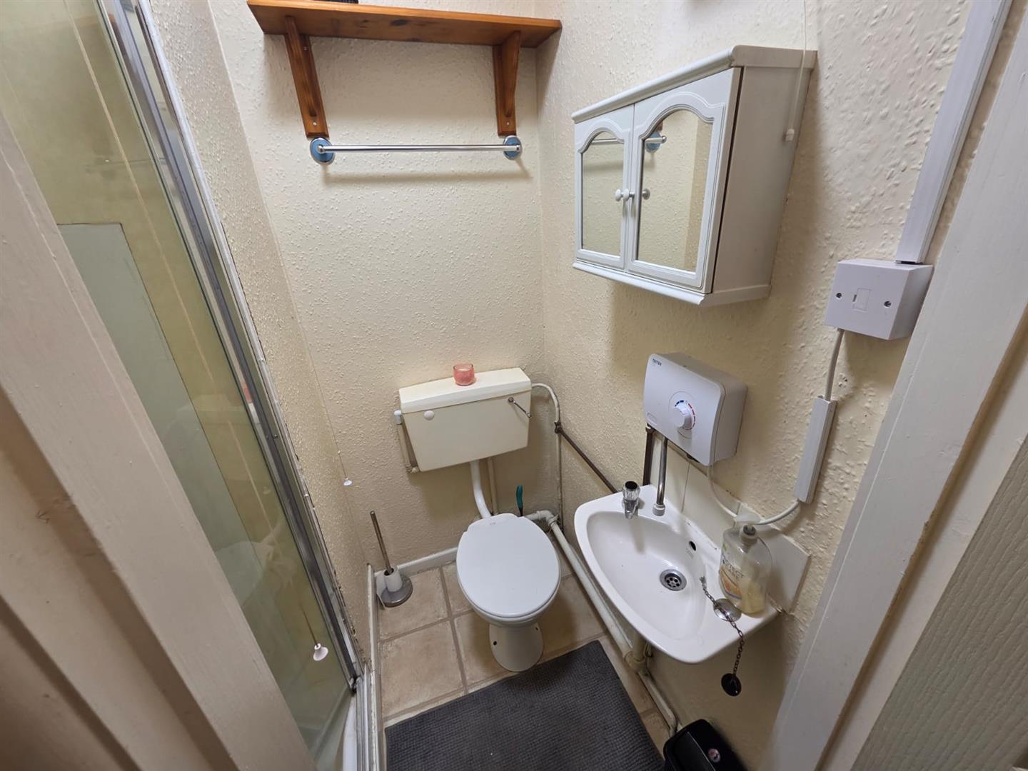 1 bed flat to rent  - Property Image 5