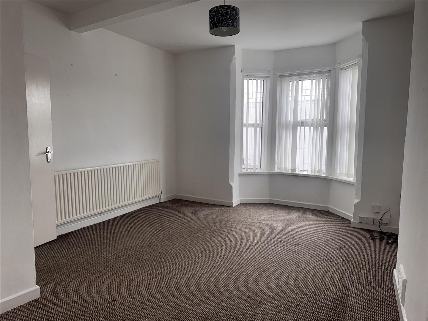 1 bed apartment to rent 3