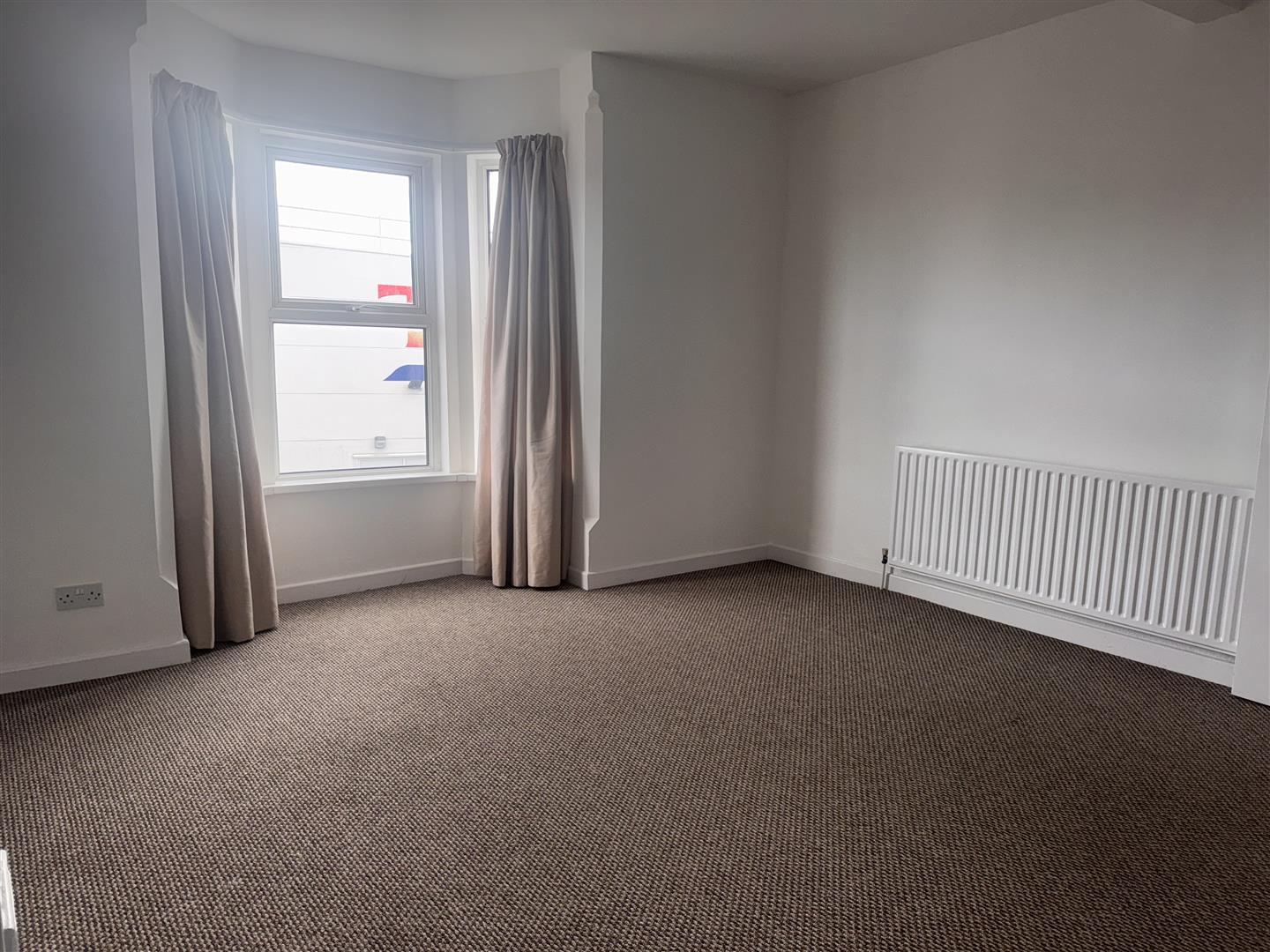 1 bed apartment to rent 4