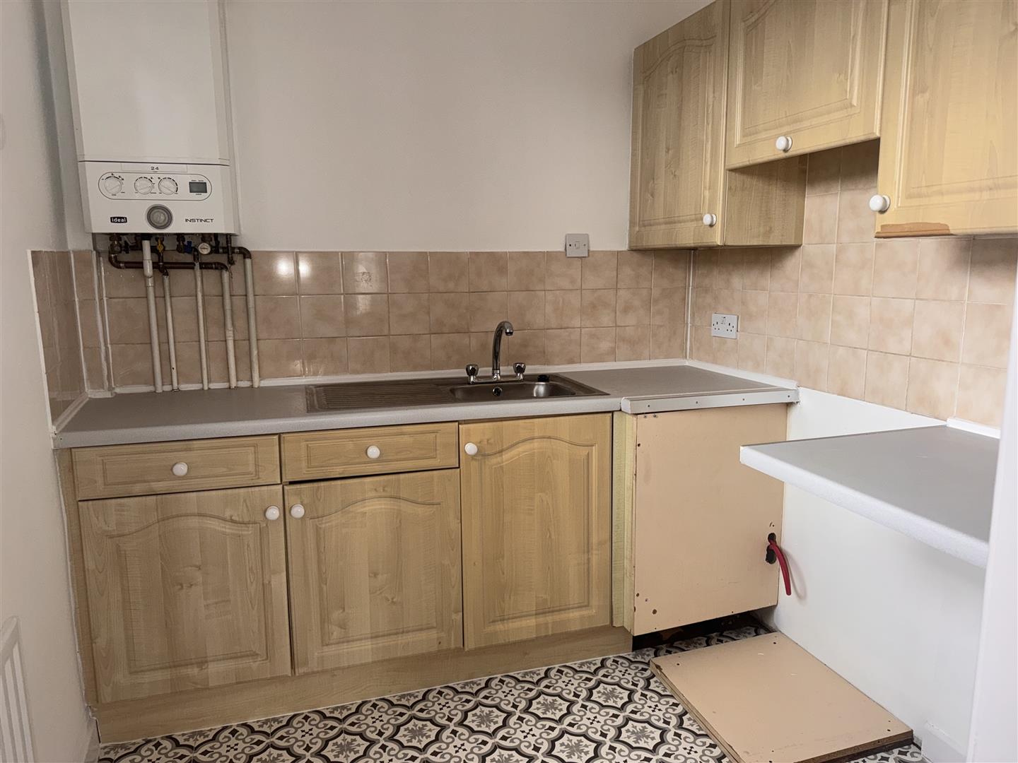 1 bed apartment to rent  - Property Image 6