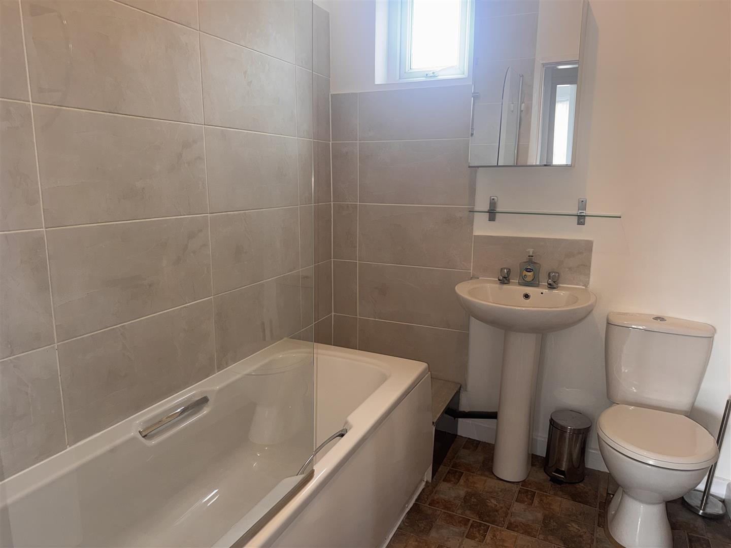 1 bed apartment to rent 8