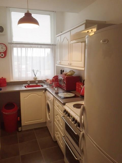 2 bed flat to rent 3