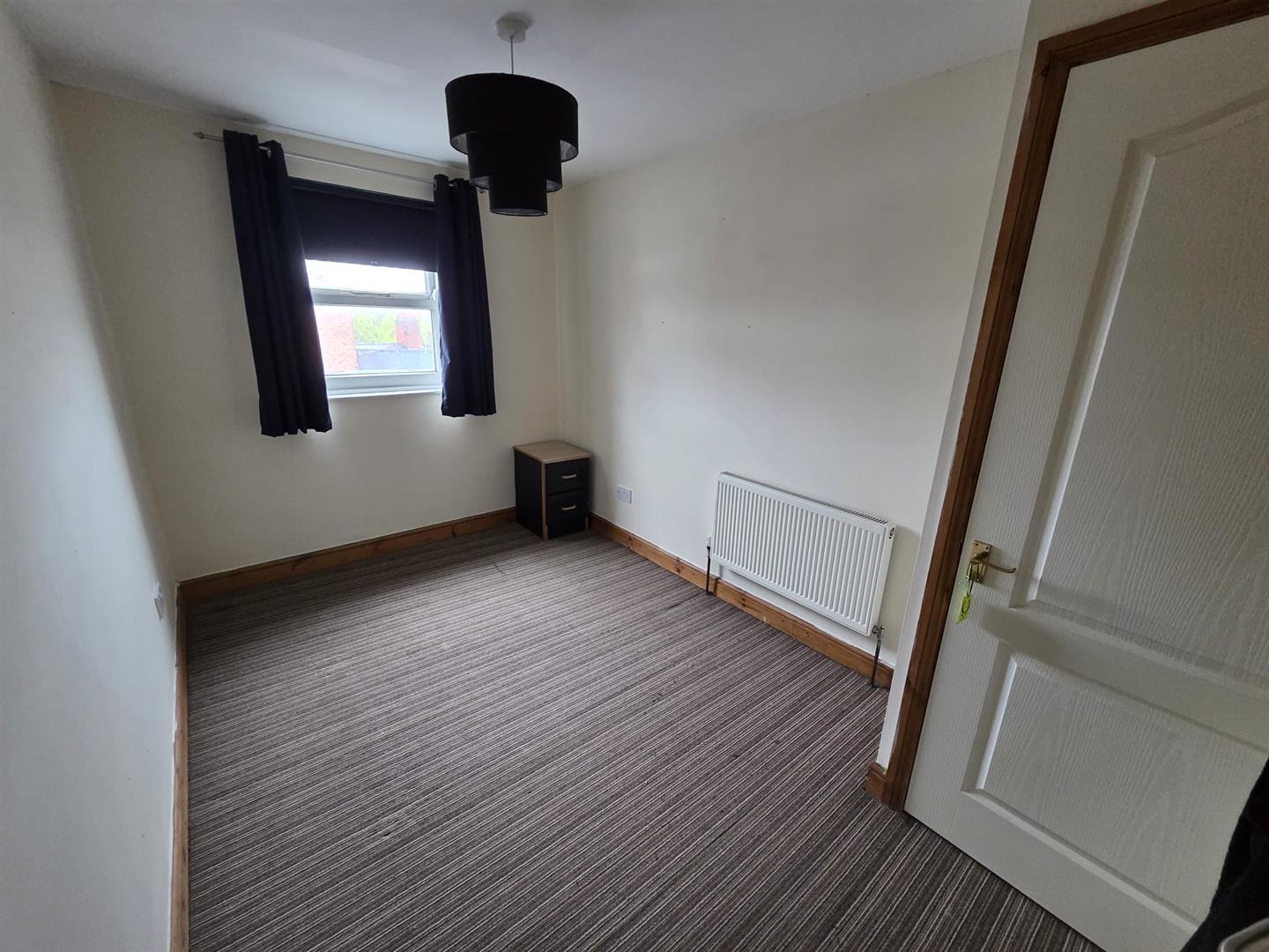 2 bed flat to rent  - Property Image 7