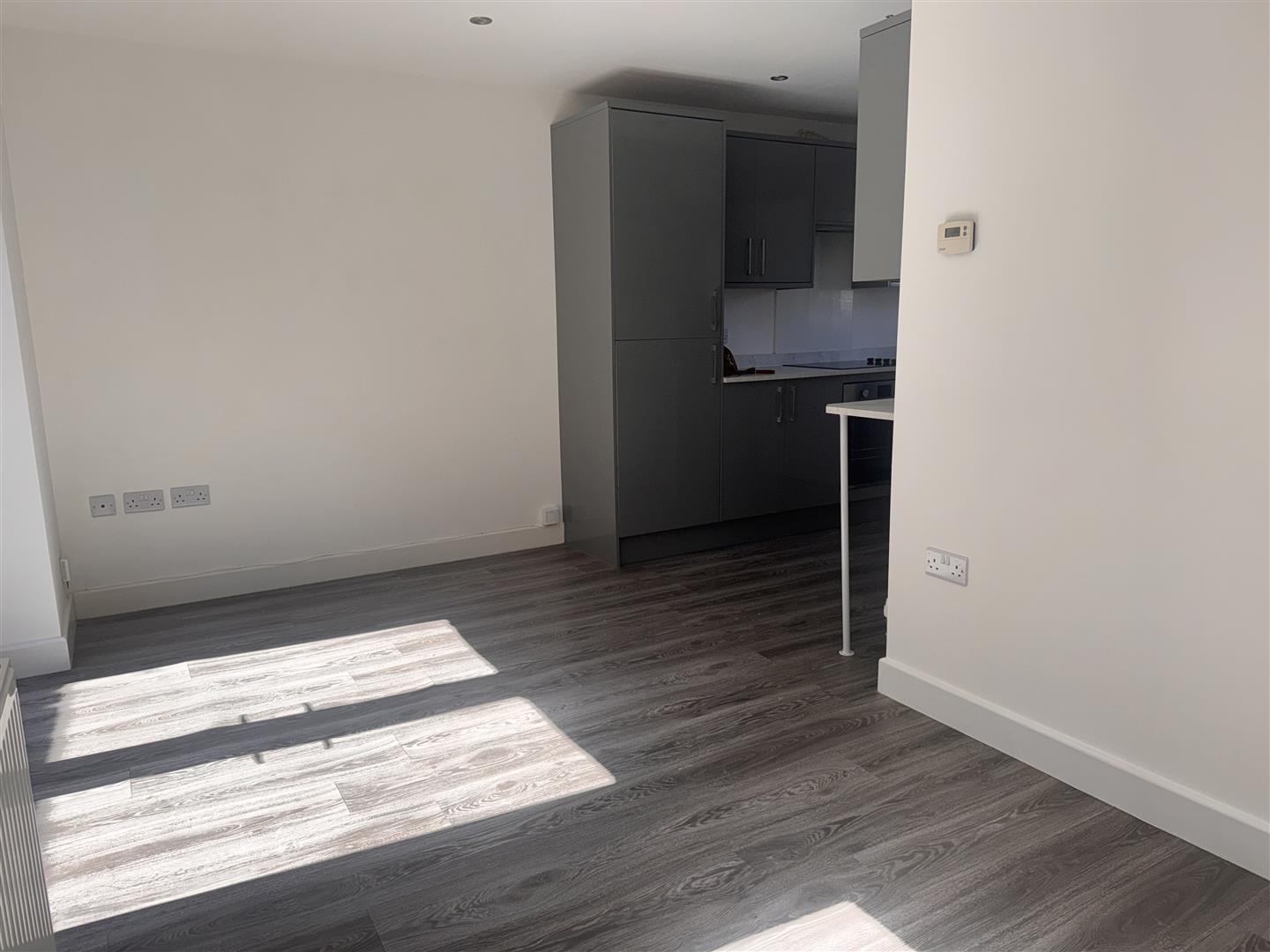 3 bed  to rent  - Property Image 5