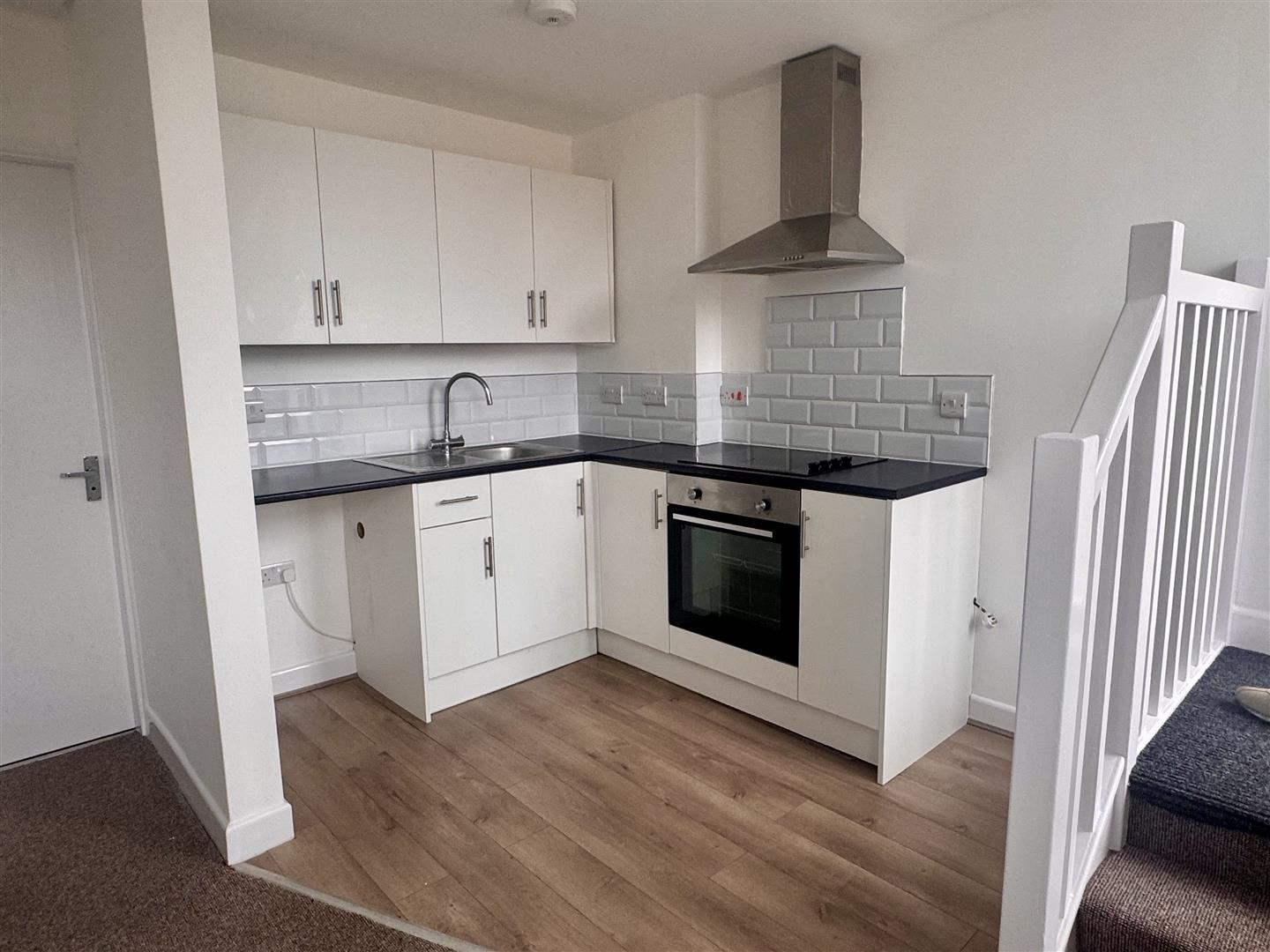 1 bed flat to rent 2