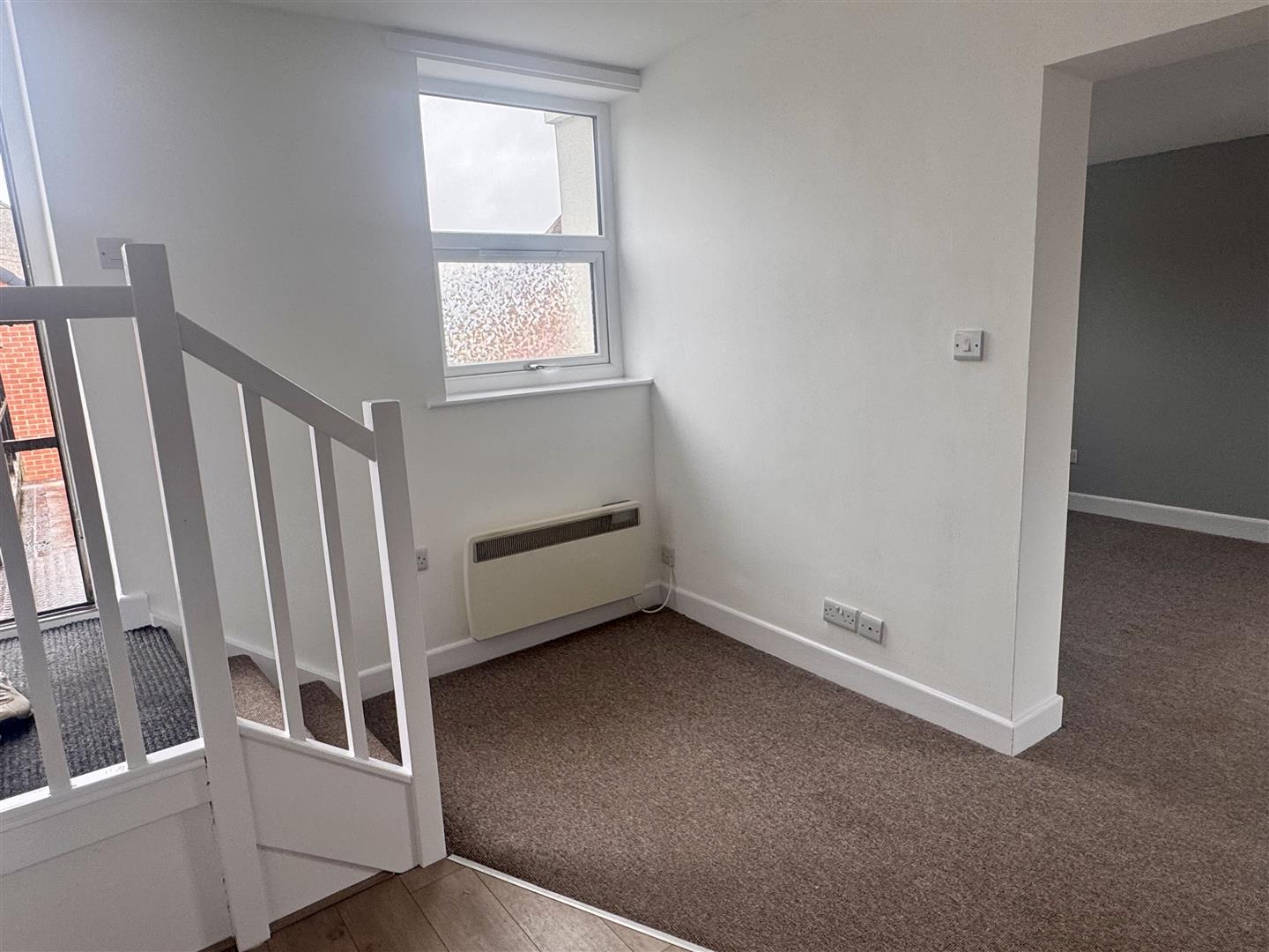 1 bed flat to rent 3