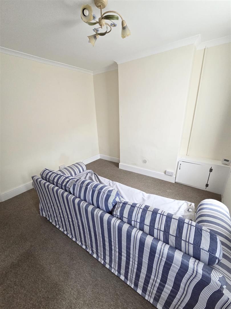 2 bed  to rent 2