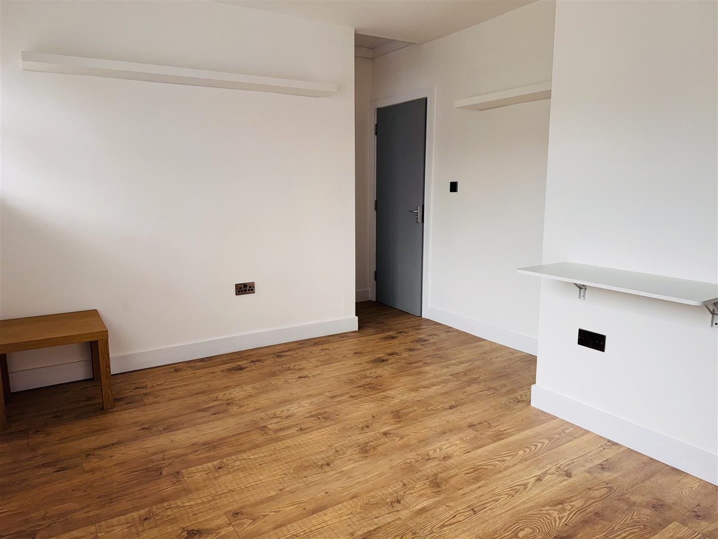 1 bed  to rent in Ilkeston 3