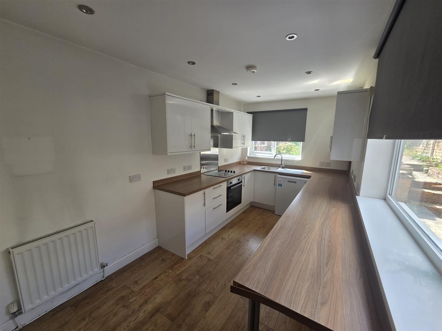 3 bed to rent 5