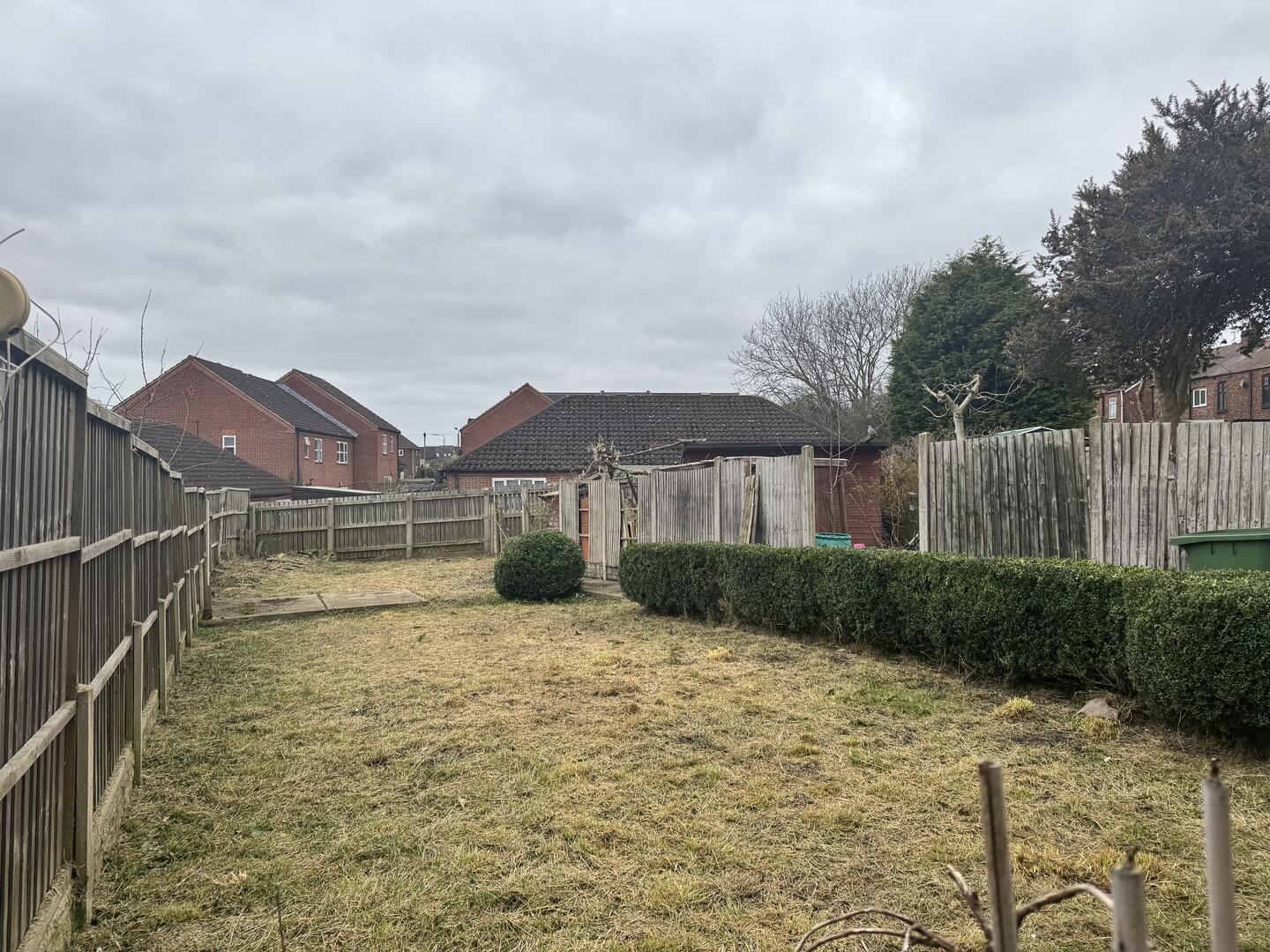 2 bed to rent 10