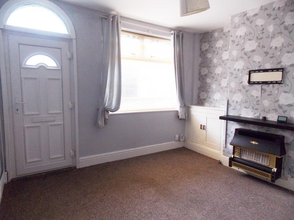 3 bed to rent 2