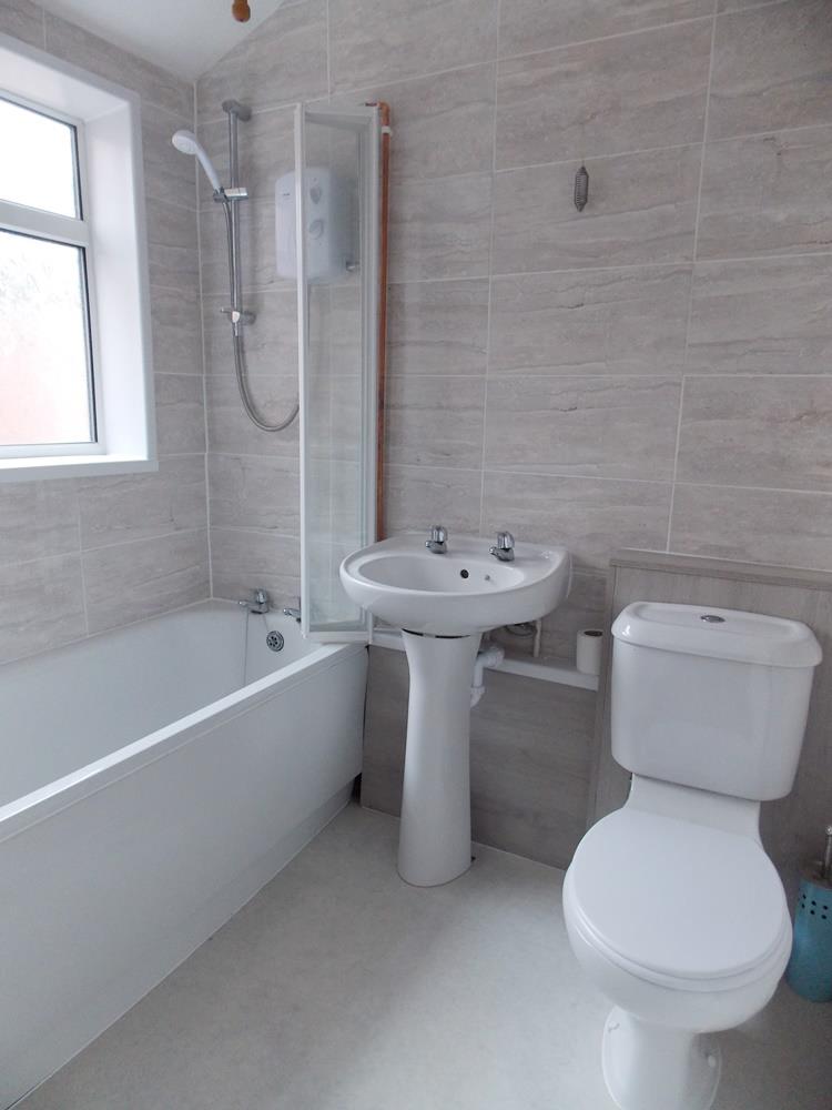 3 bed to rent 6