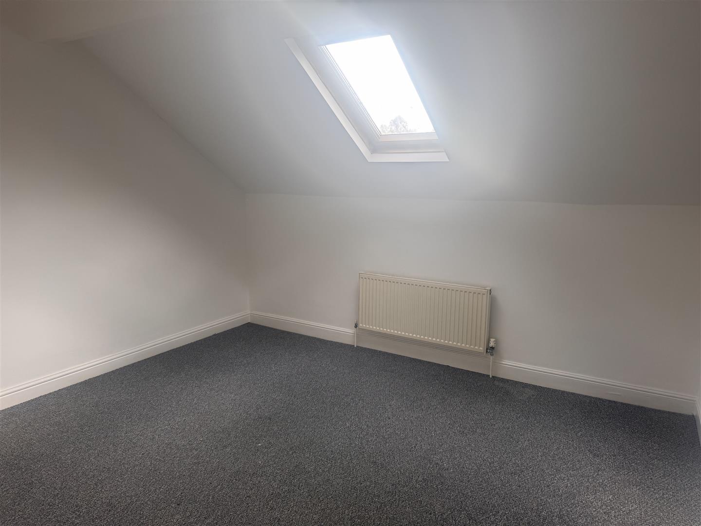 2 bed apartment to rent  - Property Image 5