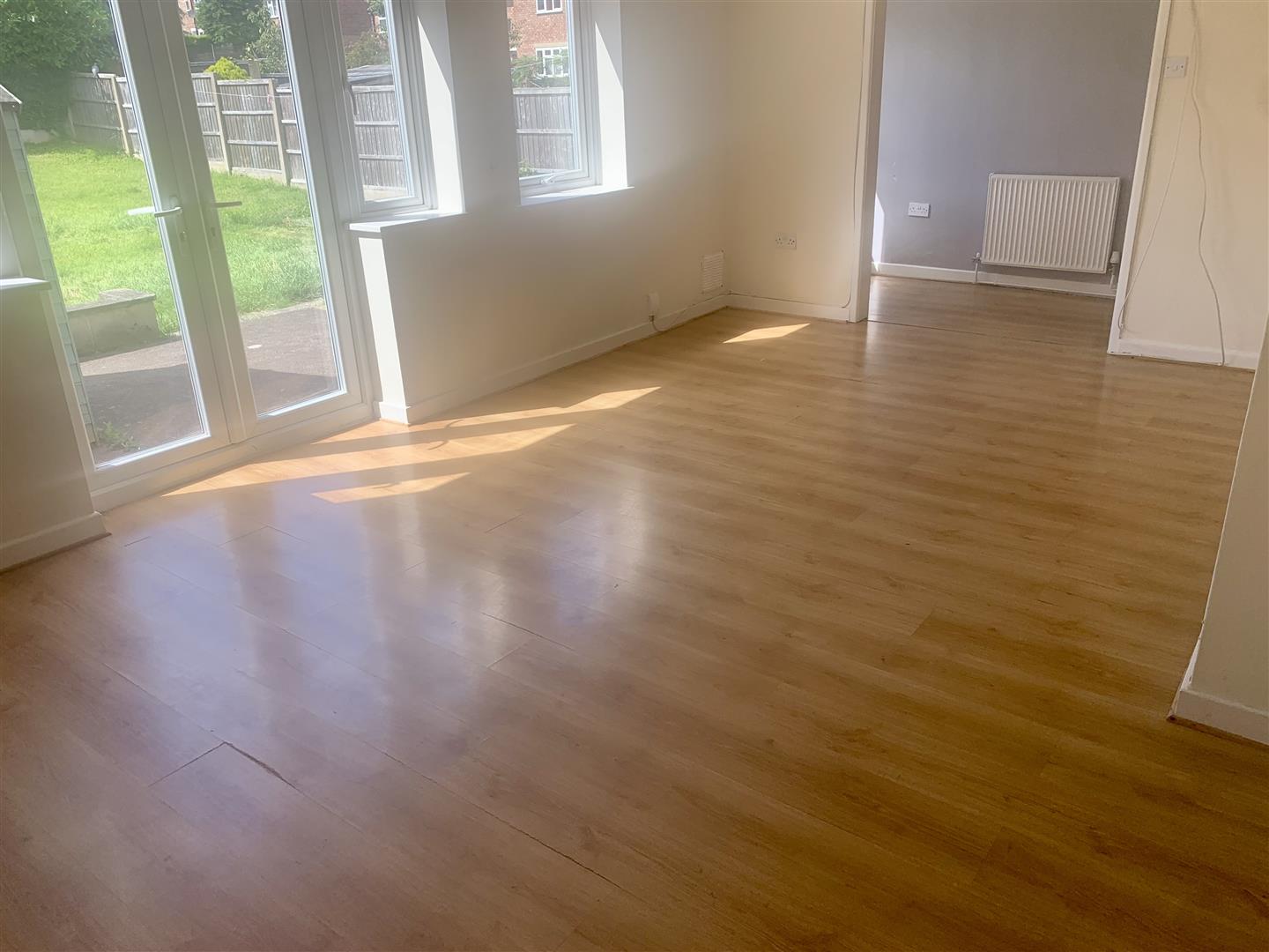 4 bed to rent 2