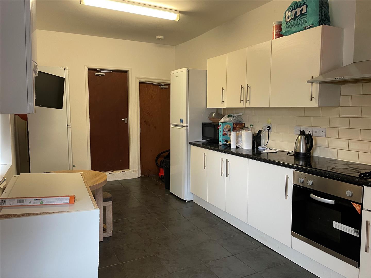 1 bed  to rent  - Property Image 3
