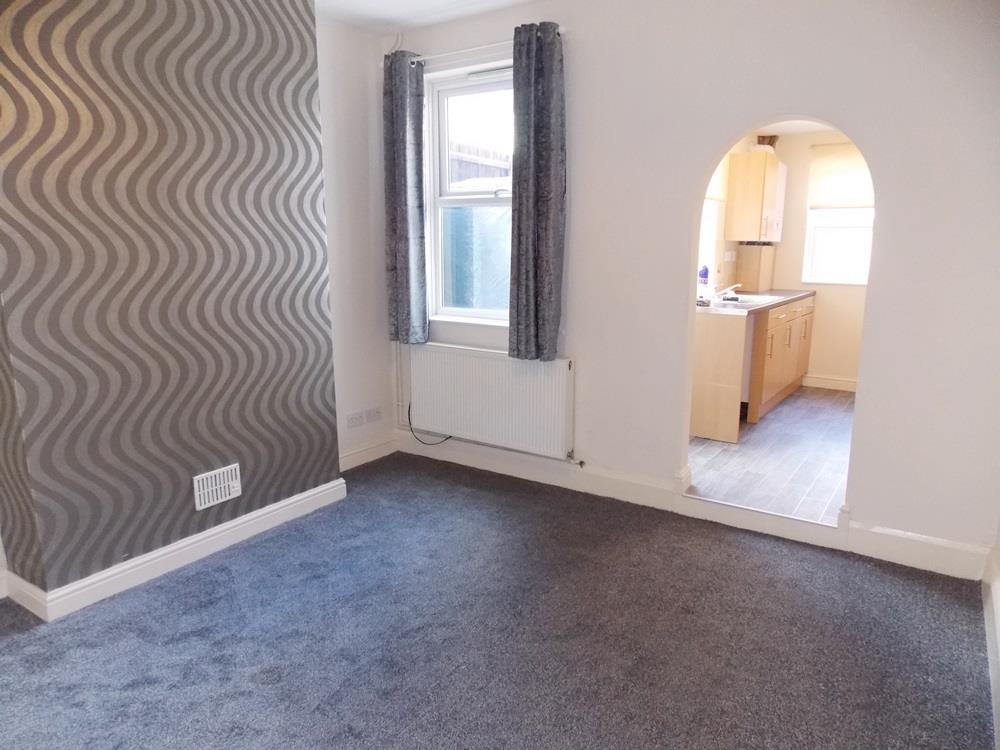 2 bed  to rent in Ilkeston 3