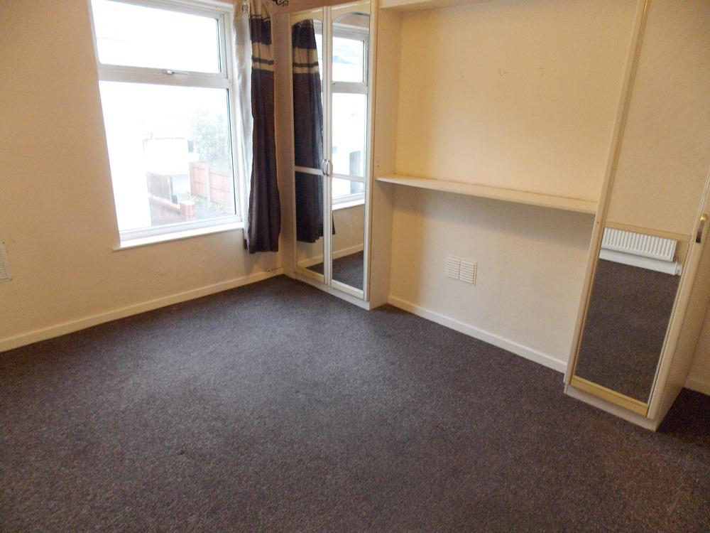 3 bed to rent 6