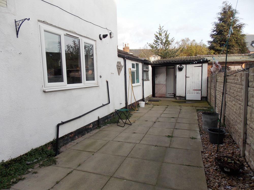 4 bed  to rent in Ilkeston 10