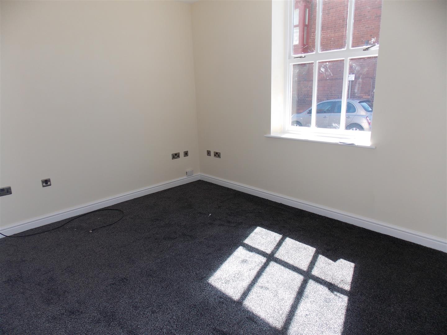 1 bed flat to rent 4