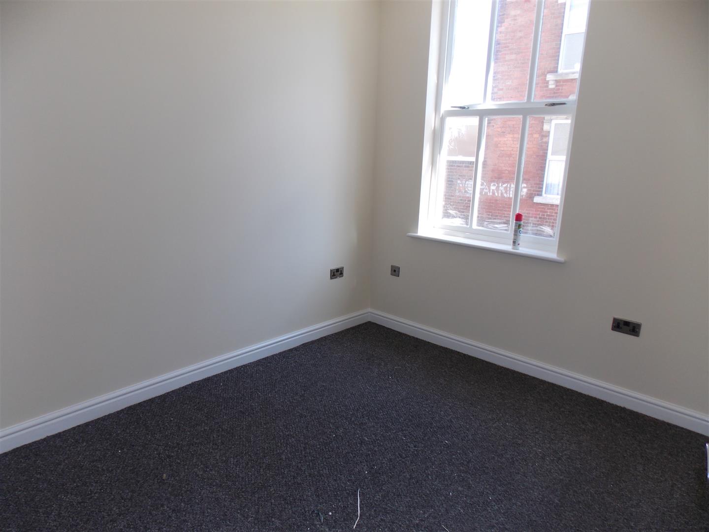 1 bed flat to rent 5