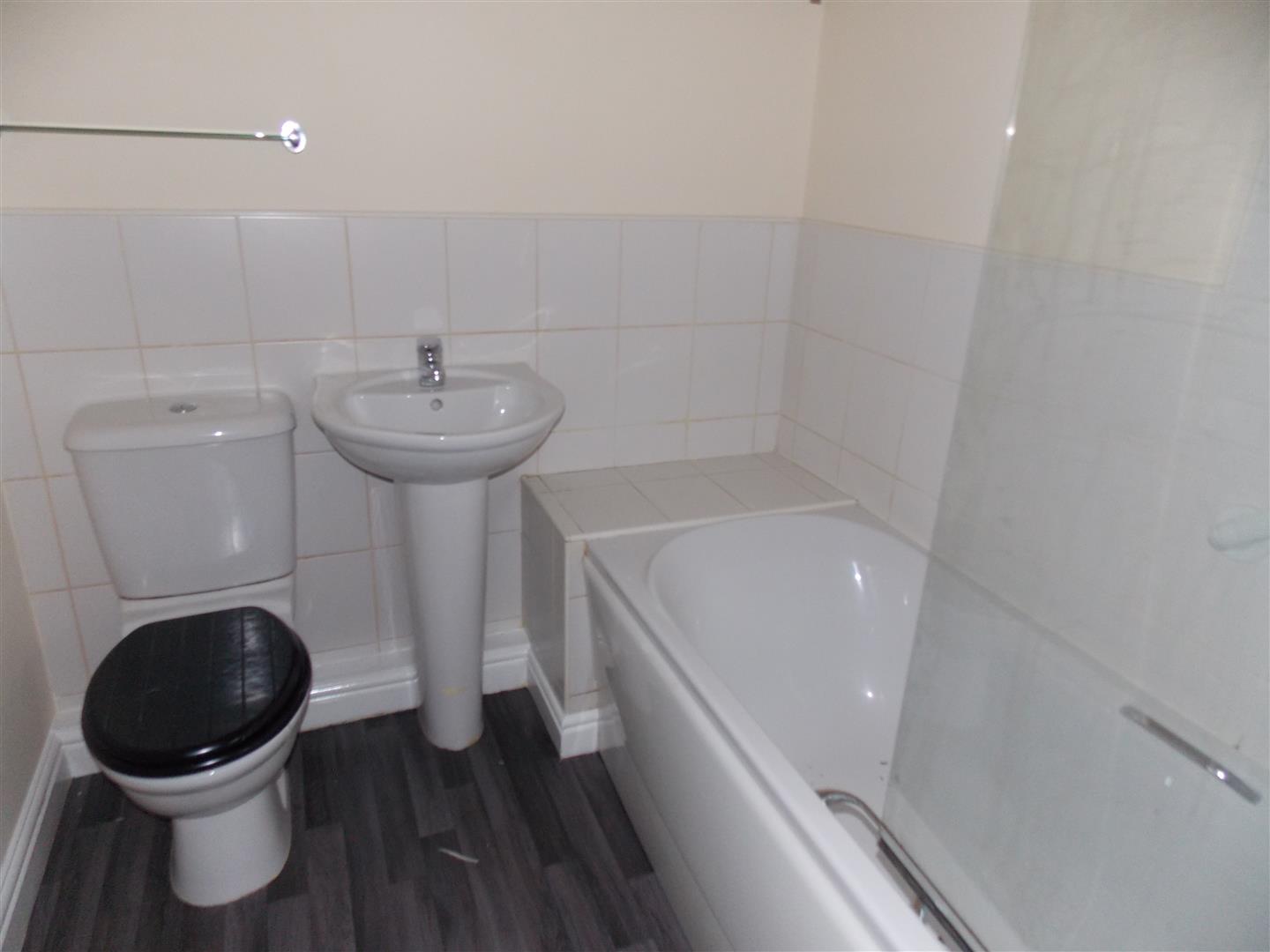 1 bed flat to rent 6
