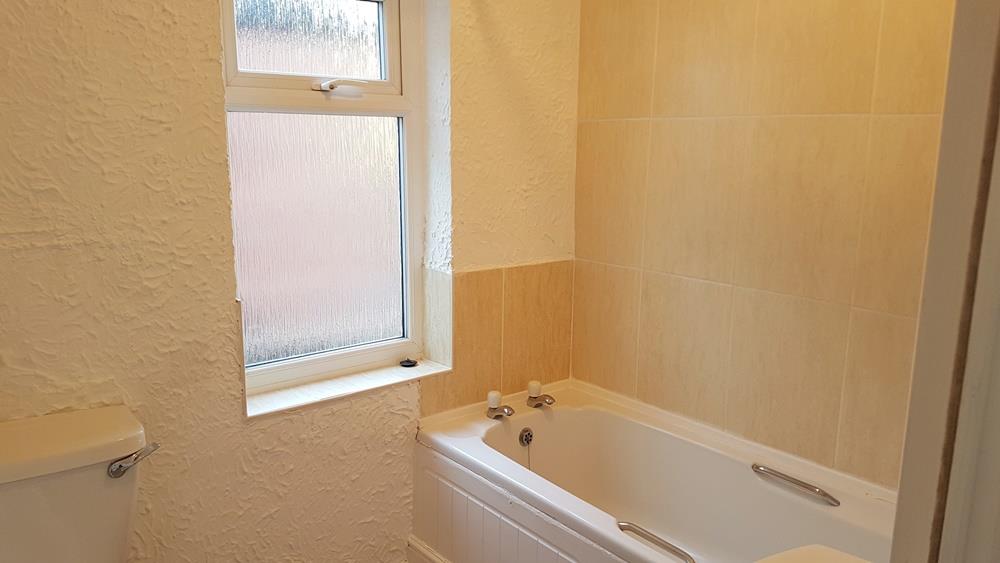 3 bed to rent in Ilkeston 11