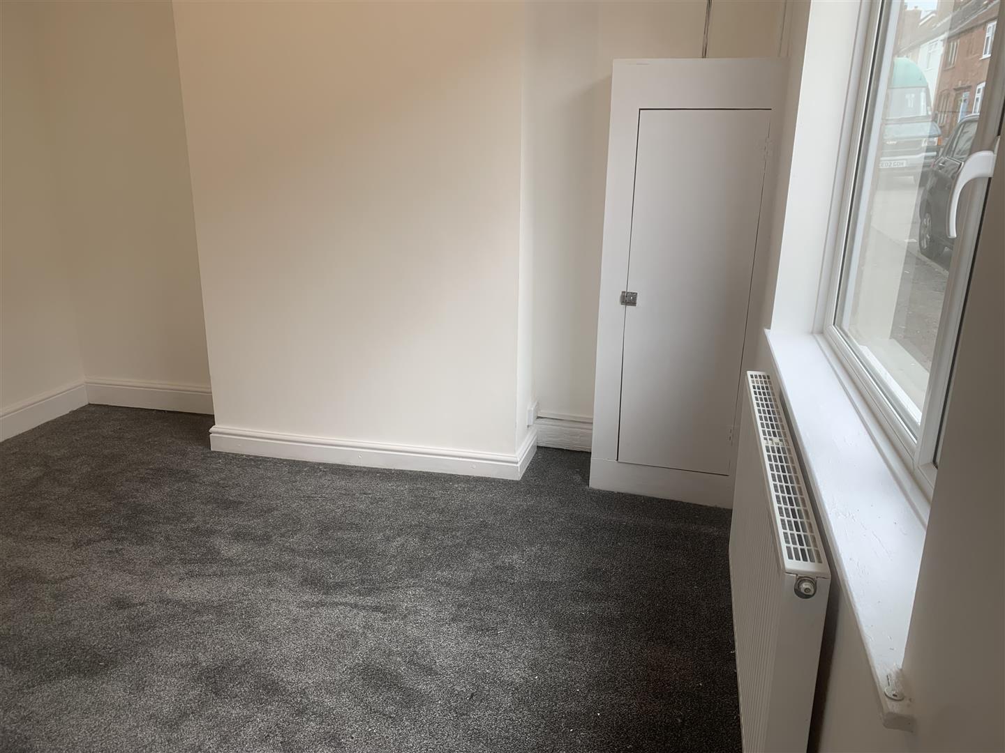 2 bed to rent in Bolsover 2