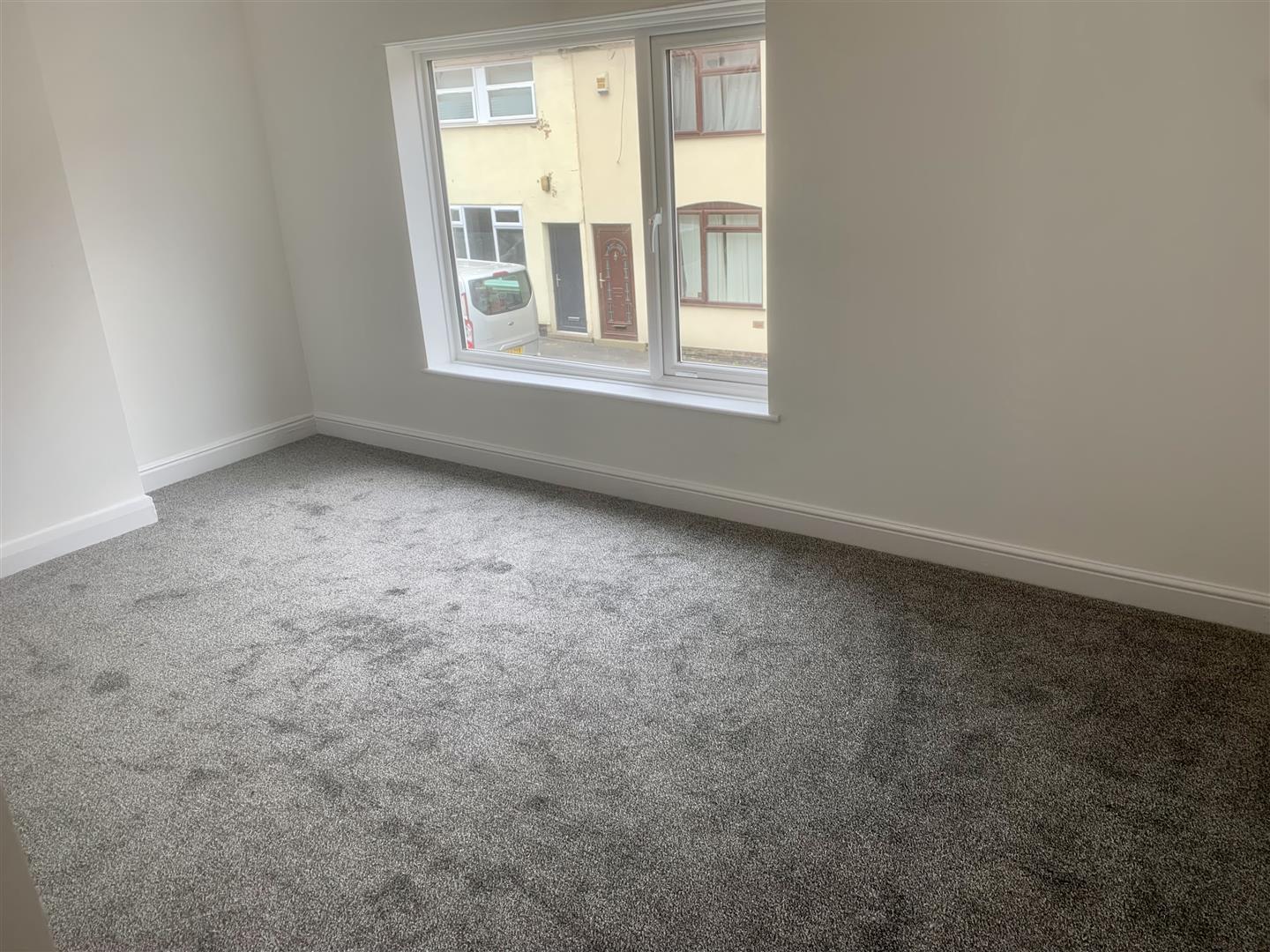 2 bed to rent in Bolsover 6