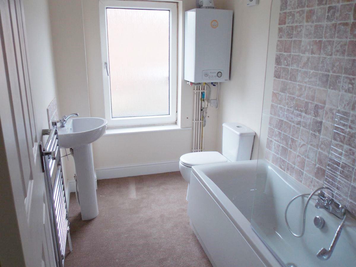 2 bed  to rent in Ilkeston 5