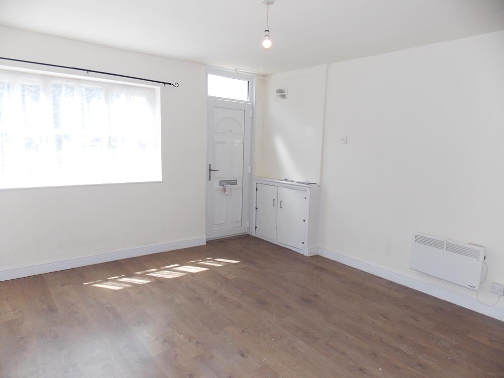 1 bed flat to rent in Ilkeston  - Property Image 1
