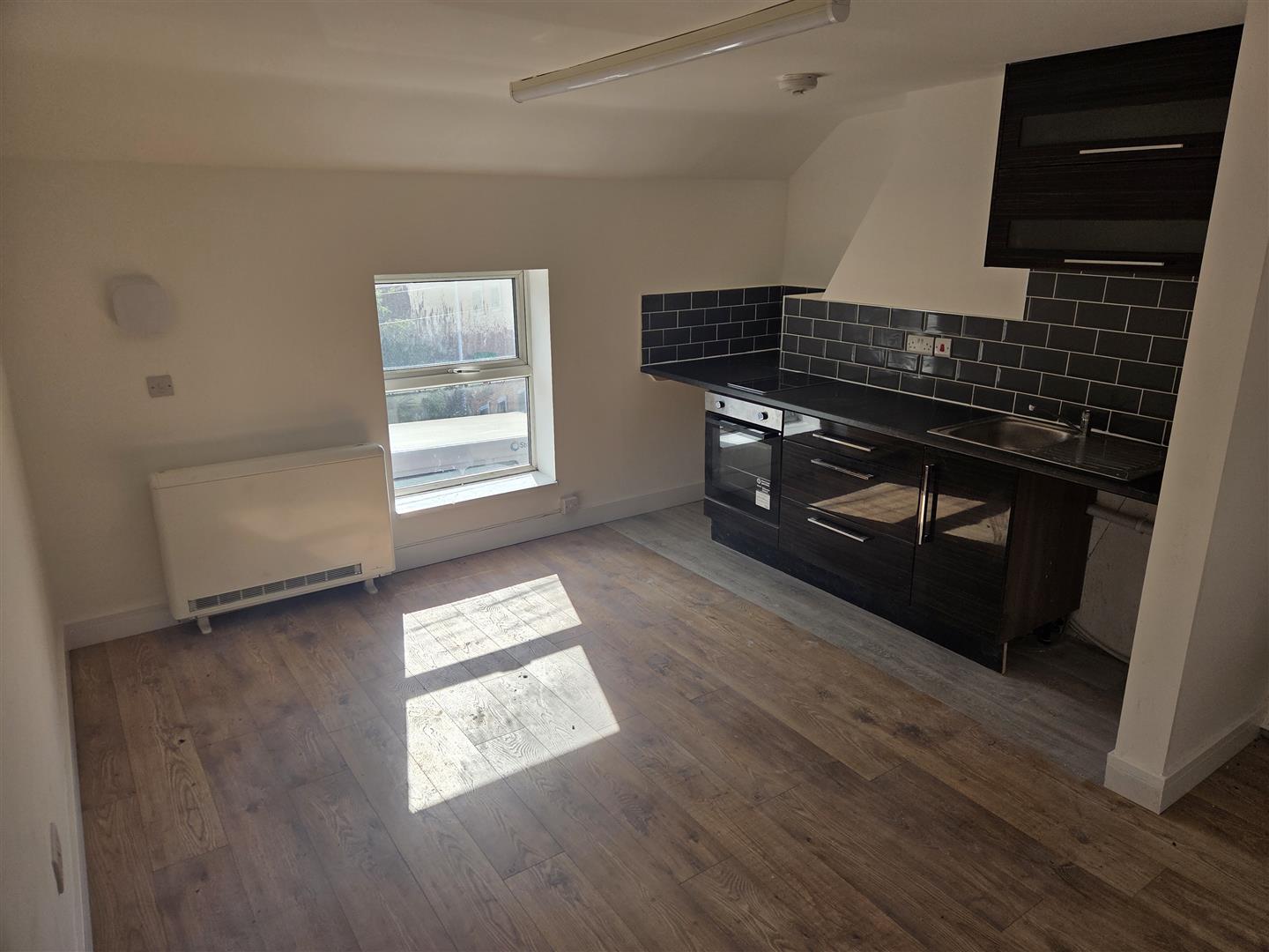 1 bed  to rent  - Property Image 2